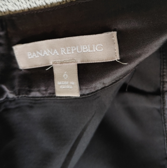 *SOLD* Banana Republic skirt - Picture 7 of 8
